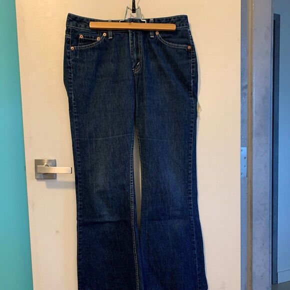 Mendocino swing top flowy, sleeveless, sz M, pleat detail, for layering,… - Picture 9 of 16